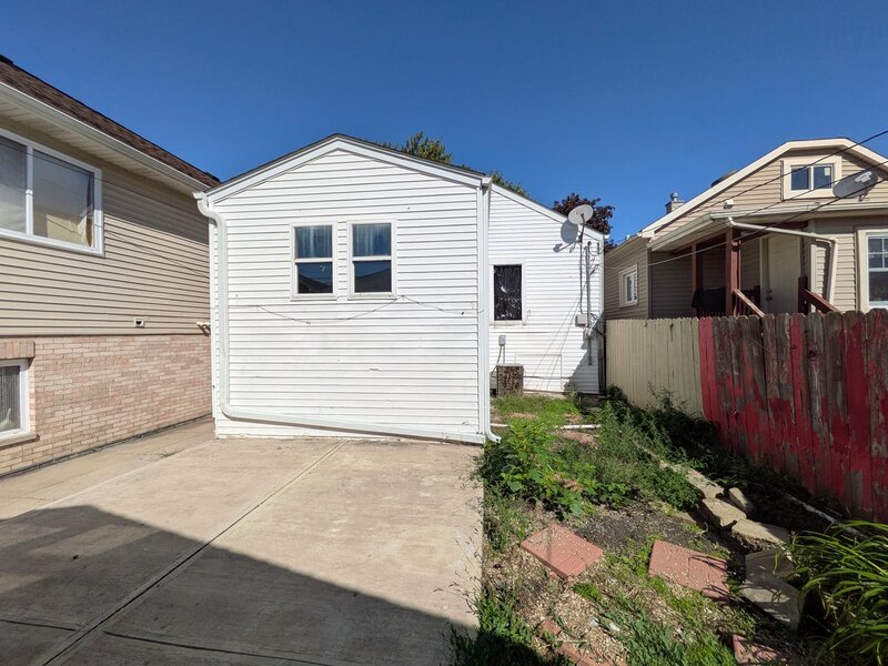 7313 W 58th Place Summit IL 60501