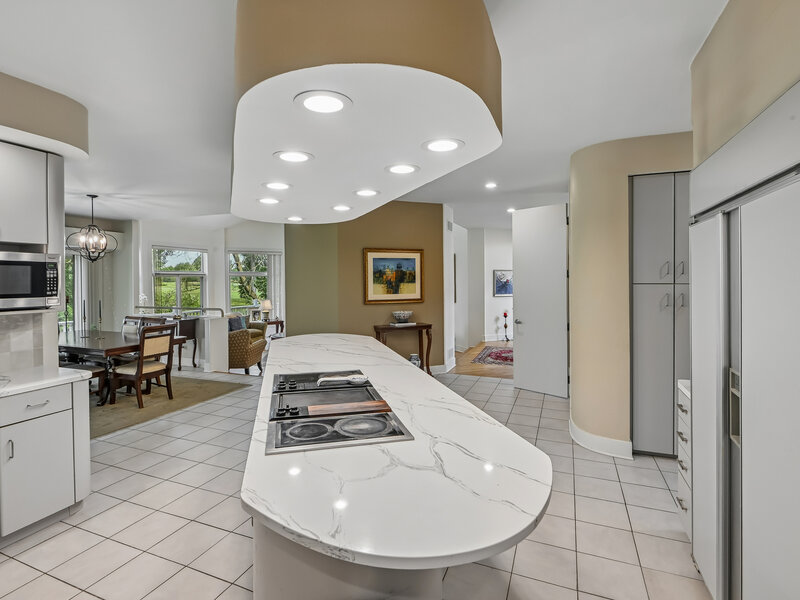 8420 Evergreen Lane Darien IL 60561