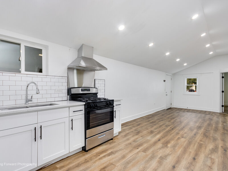 1437 Superior Street Aurora IL 60505