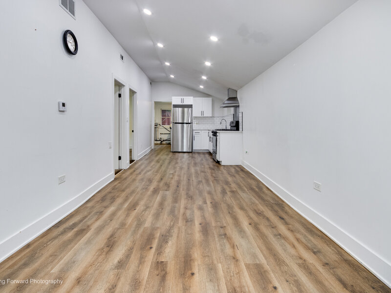 1437 Superior Street Aurora IL 60505