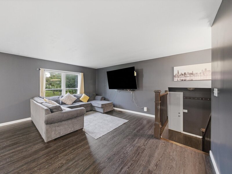 1204 Lincoln Court Streamwood IL 60107