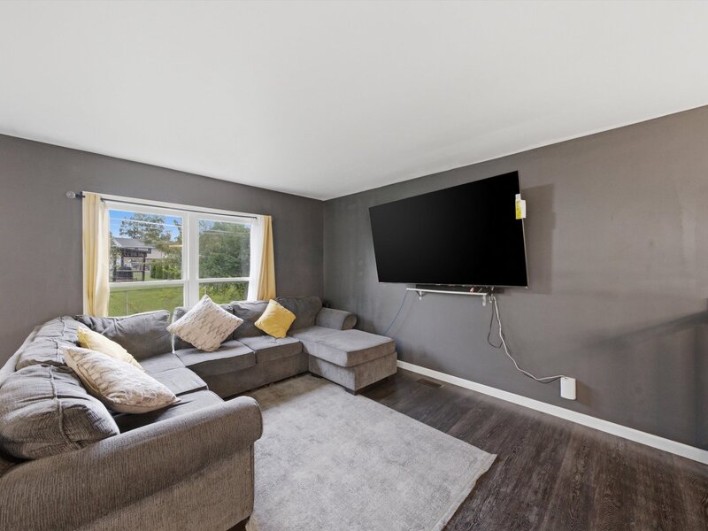 1204 Lincoln Court Streamwood IL 60107