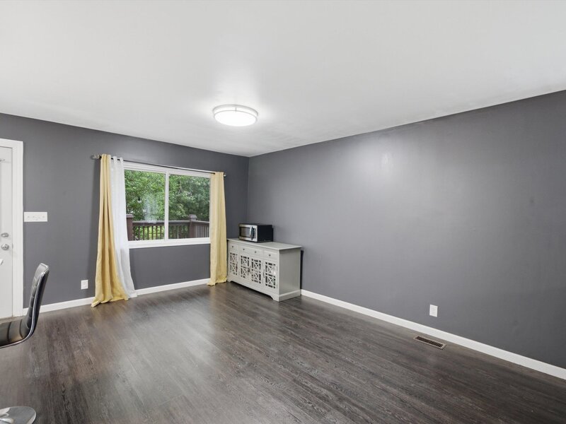 1204 Lincoln Court Streamwood IL 60107