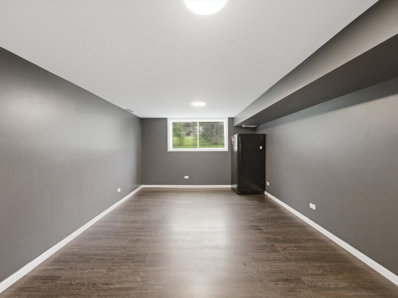 1204 Lincoln Court Streamwood IL 60107