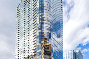 Photo of 600 N Fairbanks Court Chicago IL 60611 Unit 1905