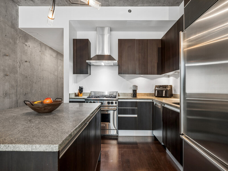 600 N Fairbanks Court Chicago IL 60611