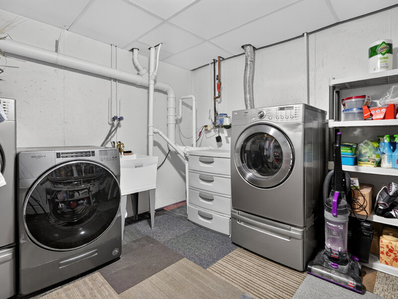 9240 S 83rd Avenue Hickory Hills IL 60457