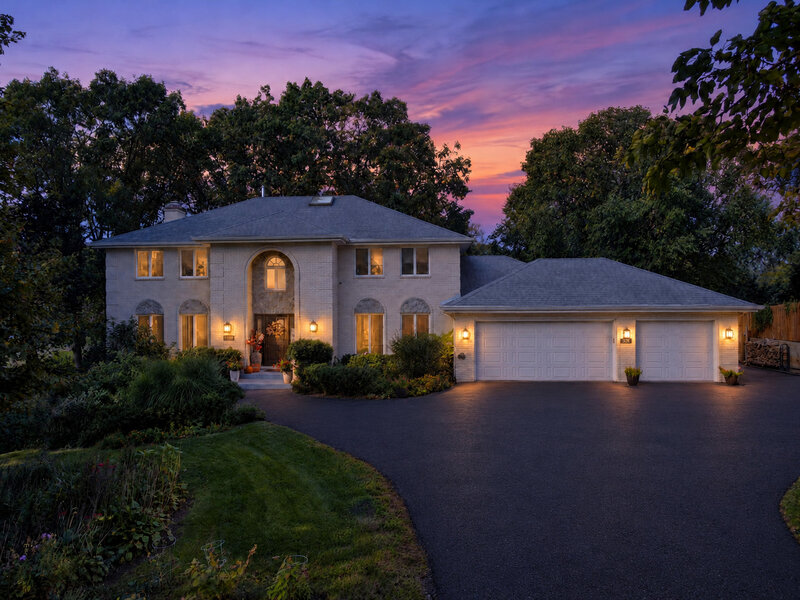 9240 S 83rd Avenue Hickory Hills IL 60457