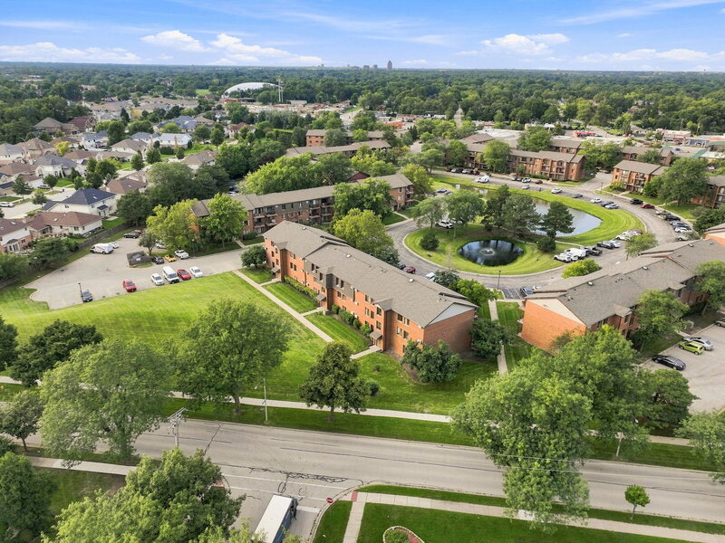 700 N Briar Hill Lane Addison IL 60101