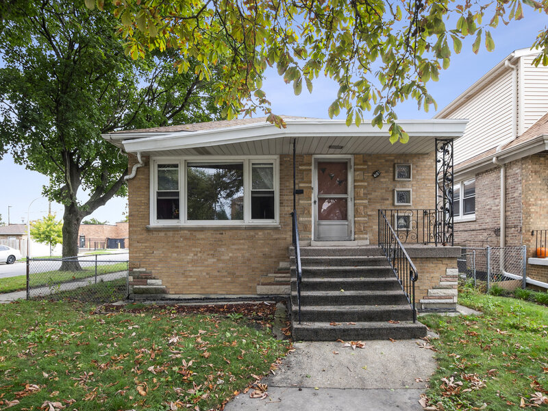 4601 S Komensky Avenue Chicago IL 60632
