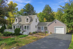 Photo of 17556 65th Avenue Tinley Park IL 60477