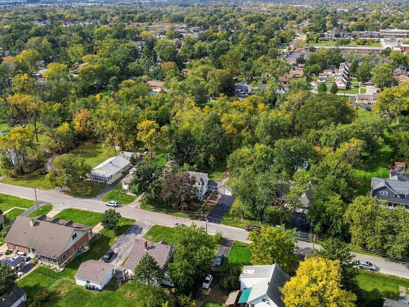 17556 65th Avenue Tinley Park IL 60477