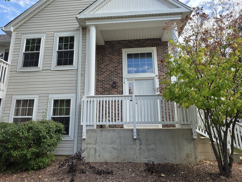 214 Hidden Creek Lane North Aurora IL 60542