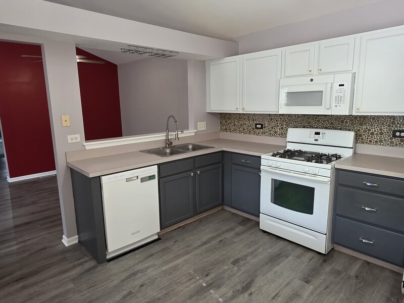 214 Hidden Creek Lane North Aurora IL 60542
