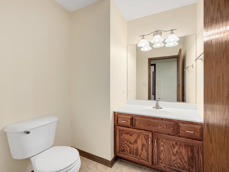 1540 Hillcrest Lane Woodridge IL 60517