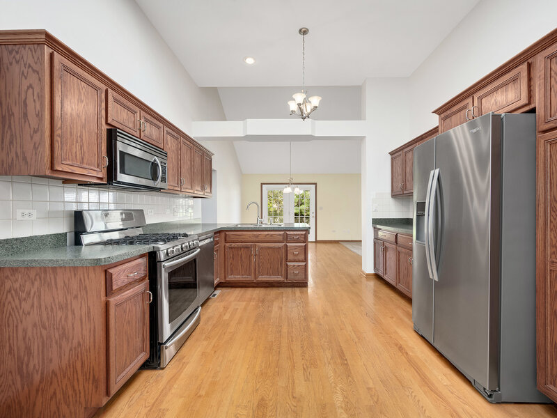 1540 Hillcrest Lane Woodridge IL 60517