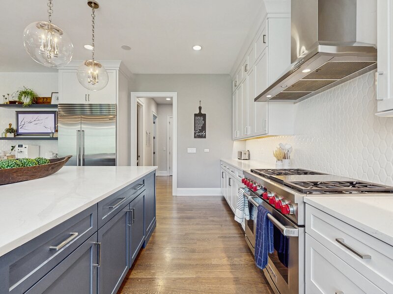 305 Briarwood Lane Lincolnshire IL 60069