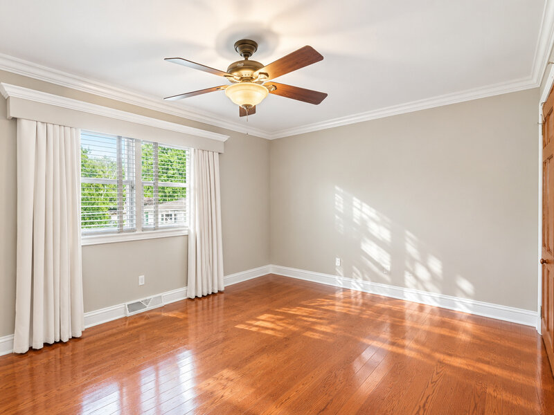 919 Hillview Drive Lemont IL 60439
