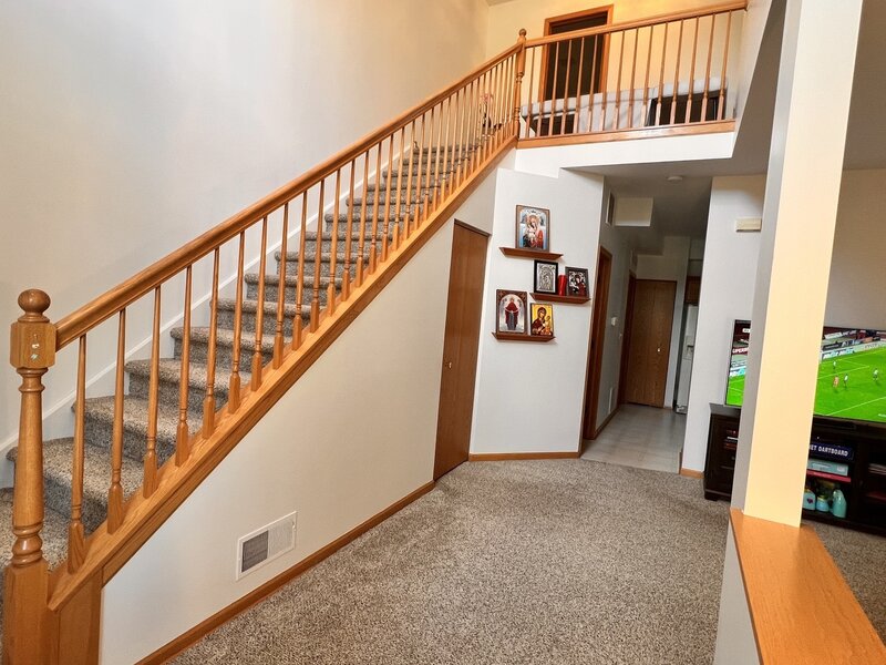 296 Whitfield Drive Sugar Grove IL 60554