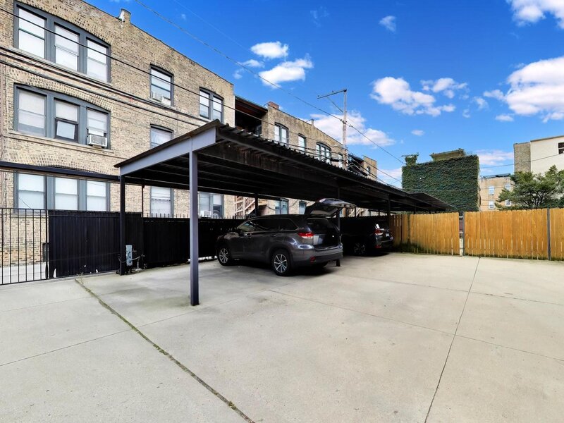 5055 N Clark Street Chicago IL 60640