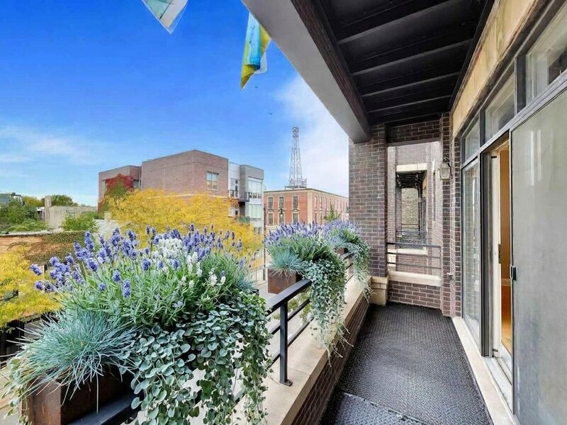 5055 N Clark Street Chicago IL 60640