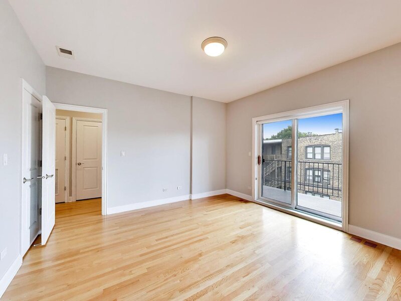 5055 N Clark Street Chicago IL 60640