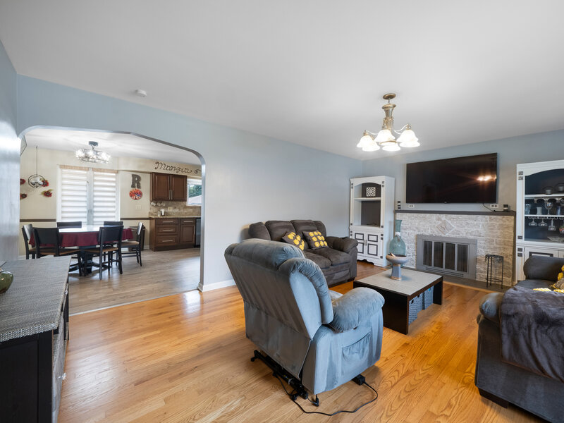 10050 Westmanor Drive Franklin Park IL 60131