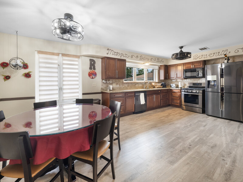 10050 Westmanor Drive Franklin Park IL 60131