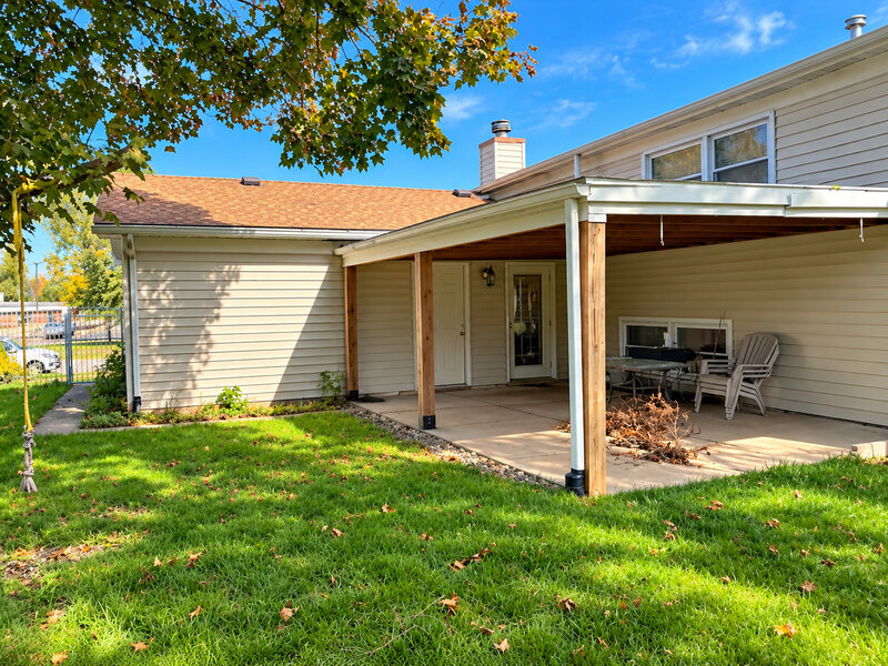 521 King Arthur Way Bolingbrook IL 60440