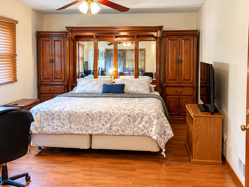 521 King Arthur Way Bolingbrook IL 60440