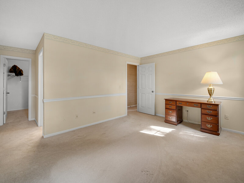 193 Raleigh Court Wood Dale IL 60191