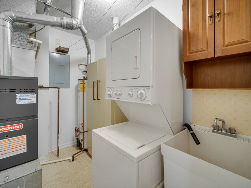193 Raleigh Court Wood Dale IL 60191