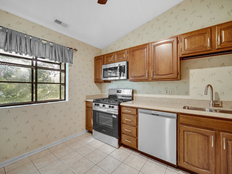 193 Raleigh Court Wood Dale IL 60191