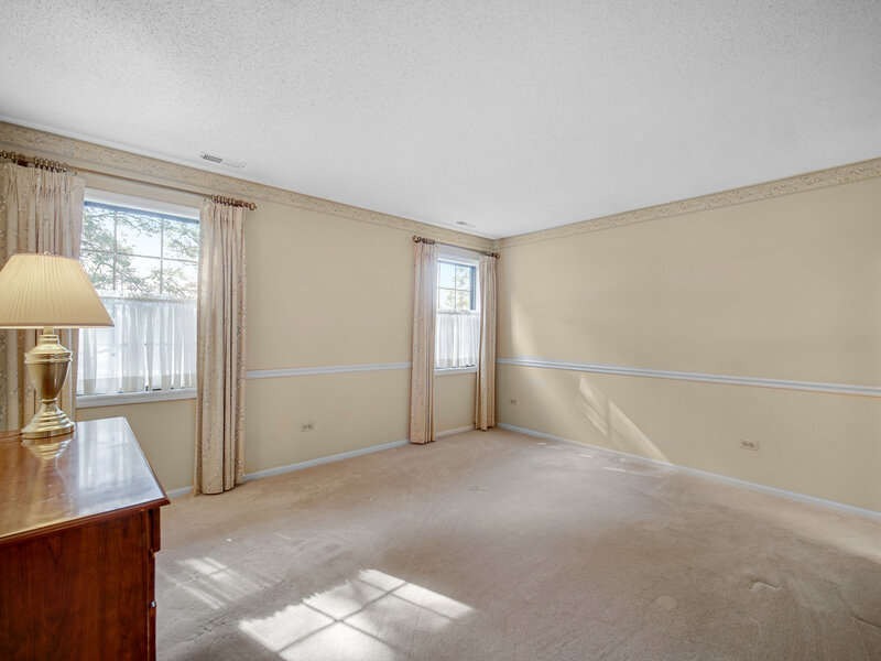 193 Raleigh Court Wood Dale IL 60191