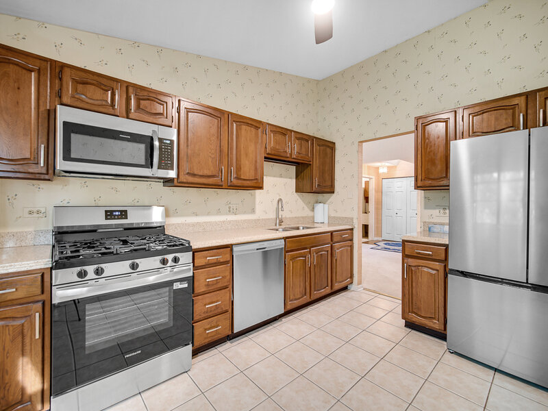 193 Raleigh Court Wood Dale IL 60191