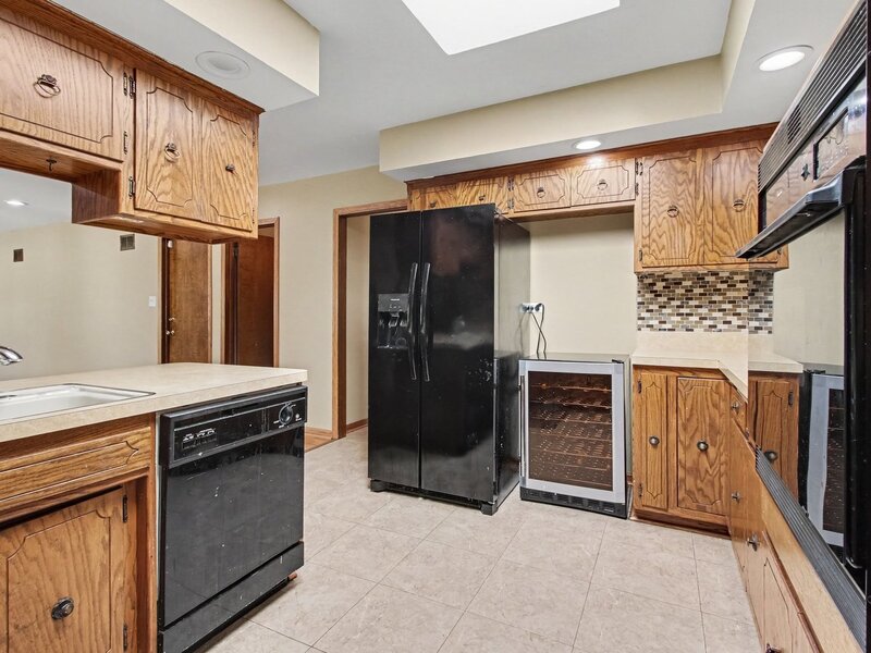 1132 E 166th Place South Holland IL 60473