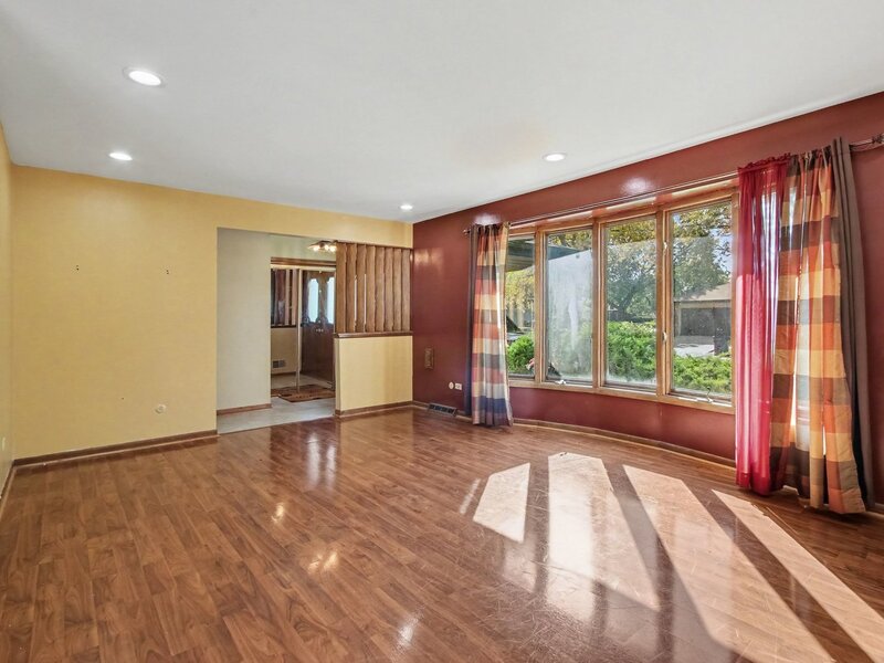 1132 E 166th Place South Holland IL 60473