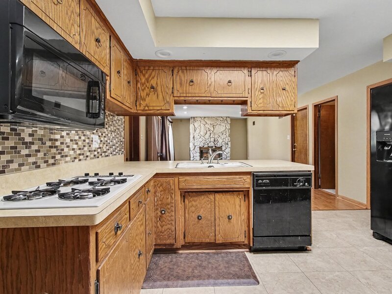 1132 E 166th Place South Holland IL 60473