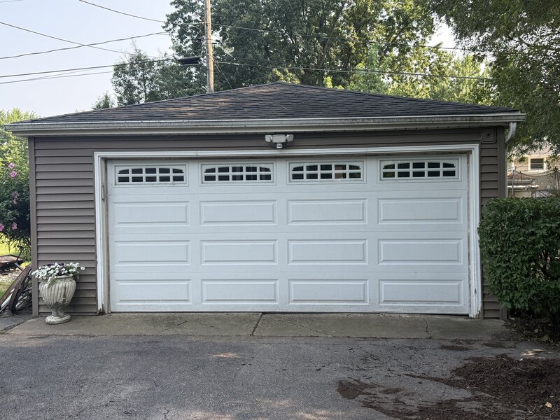 29 Ray Avenue West Chicago IL 60185
