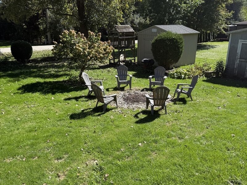 29 Ray Avenue West Chicago IL 60185