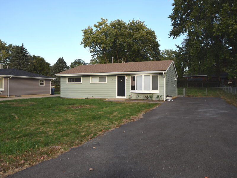 2408 Driftwood Drive Holiday Hills IL 60051