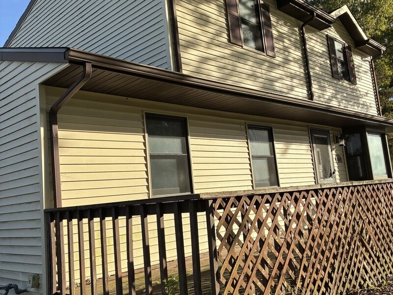 1040 Larkdale Row Wauconda IL 60084