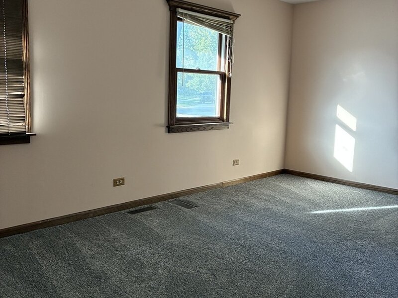 1040 Larkdale Row Wauconda IL 60084