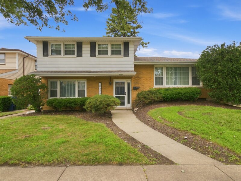 10324 S Kolmar Avenue Oak Lawn IL 60453