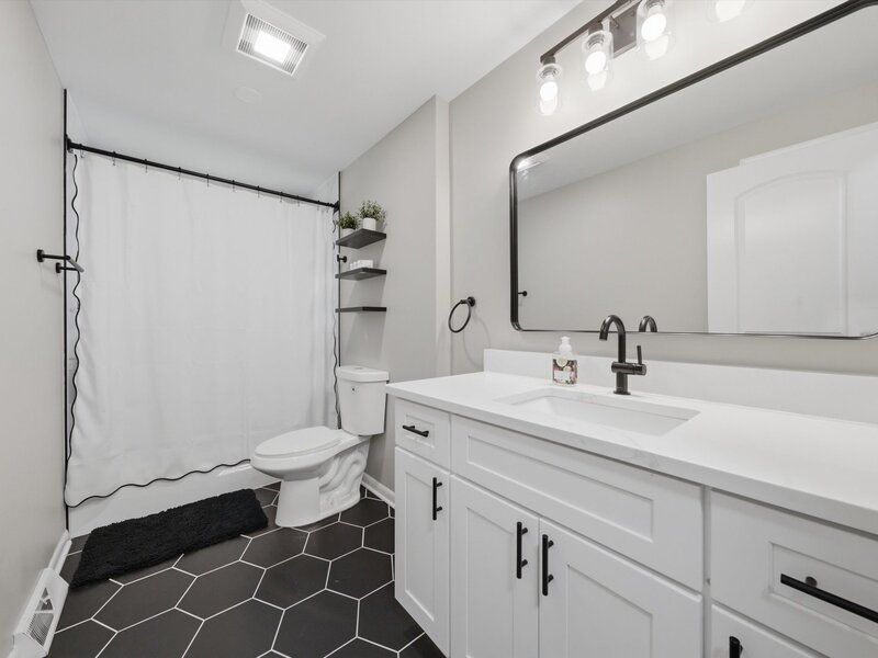 10324 S Kolmar Avenue Oak Lawn IL 60453