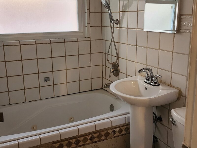 43 W 141st Street Dixmoor IL 60426