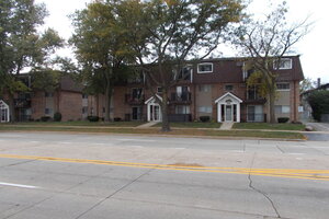 Photo of 10430 Ridgeland Avenue Chicago Ridge IL 60415 Unit 12