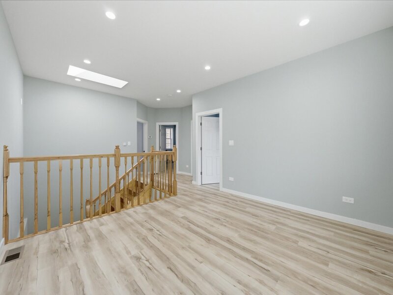 4642 W Monroe Street Chicago IL 60644