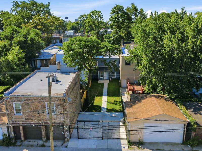 4642 W Monroe Street Chicago IL 60644