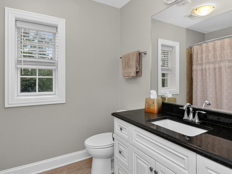 1205 Charleston Court Westmont IL 60559